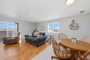 7656 159th Pl, Tinley Park, IL 60477 - Photo 5