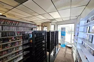 9718 Franklin Ave, Franklin Park, IL 60131 - Photo 11