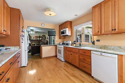 4917 Wayside Drive, McHenry, IL 60051 - Photo 9