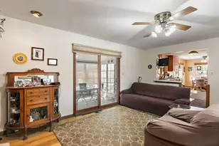 4917 Wayside Dr, McHenry, IL 60051 - Photo 7