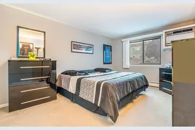 5511 N Chester Avenue #26, Chicago, IL 60656 - Photo 9