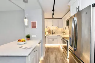 4343 N Clarendon Ave, Chicago, IL 60613 - Photo 3