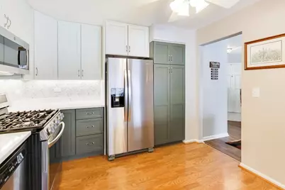 1403 Clove Court #B, Mount Prospect, IL 60056 - Photo 3