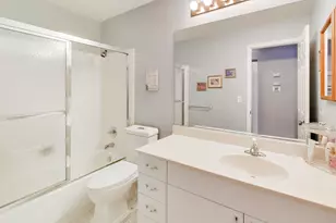 1403 Clove Ct, Mount Prospect, IL 60056 - Photo 15