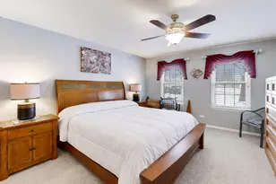 1403 Clove Ct, Mount Prospect, IL 60056 - Photo 7