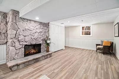 18947 Ridgewood Avenue, Lansing, IL 60438 - Photo 9