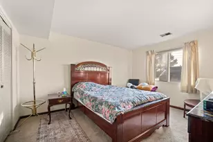 11016 S Keating Ave, Oak Lawn, IL 60453 - Photo 11