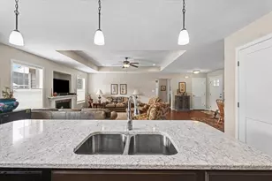 1605 E Vernon Dr, Urbana, IL 61802 - Photo 13