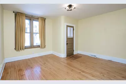 11152 S Langley Avenue, Chicago, IL 60628 - Photo 3