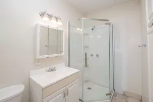 11152 S Langley Ave, Chicago, IL 60628 - Photo 13