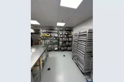 3310 N Elston Avenue, Chicago, IL 60618 - Photo 11