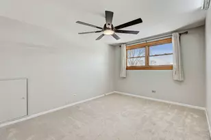 1426 Danbury Ln, Des Plaines, IL 60018 - Photo 19