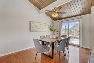 1426 Danbury Ln, Des Plaines, IL 60018 - Photo 11