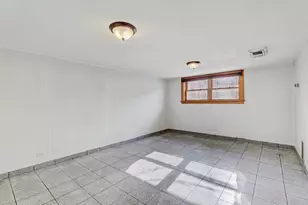 1426 Danbury Ln, Des Plaines, IL 60018 - Photo 21