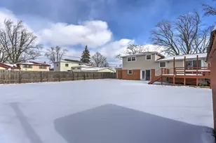 1426 Danbury Ln, Des Plaines, IL 60018 - Photo 23