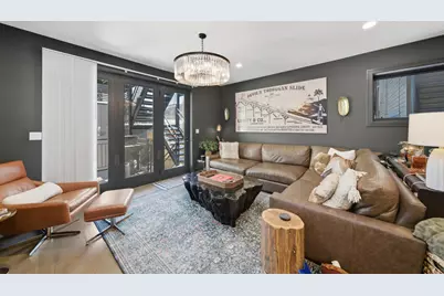 855 N Wolcott Avenue #1, Chicago, IL 60622 - Photo 11