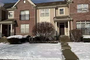 2573 Waterbury Ln, Buffalo Grove, IL 60089 - Photo 1