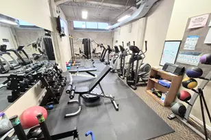 210 S Desplaines St, Chicago, IL 60661 - Photo 21