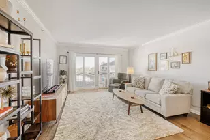 720 Creekside Dr, Mount Prospect, IL 60056 - Photo 3