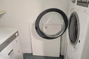 1001 E Callero Cir, Mount Prospect, IL 60056 - Photo 9