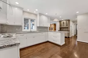 312 Rosewood Ave, Winnetka, IL 60093 - Photo 11