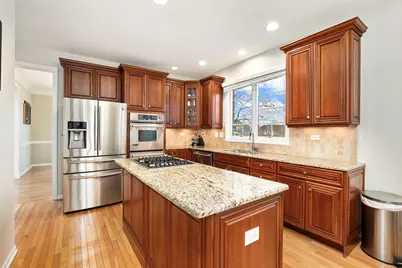 1 Open Parkway N, Hawthorn Woods, IL 60047 - Photo 7