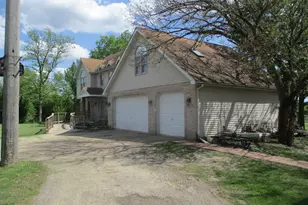 1864 N 2753rd Rd, Ottawa, IL 61350 - Photo 25