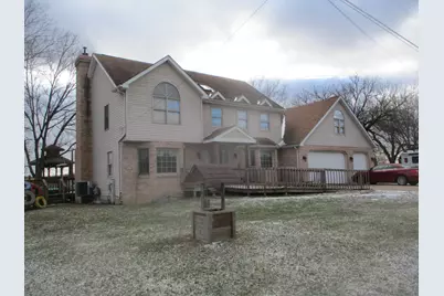 1864 N 2753rd Road, Ottawa, IL 61350 - Photo 1