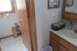 1864 N 2753rd Rd, Ottawa, IL 61350 - Photo 9