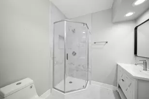 226 N Wilmette Ave, Westmont, IL 60559 - Photo 9