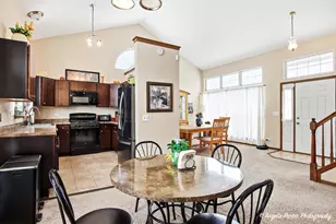 2493 N Orchard Ln, Round Lake Beach, IL 60073 - Photo 7