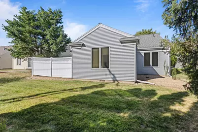 2410 Stillwater Drive, Champaign, IL 61821 - Photo 33