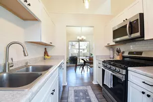 1406 River Oak Dr, Naperville, IL 60565 - Photo 7