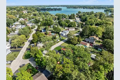 26177 W Lakeview Avenue, Ingleside, IL 60041 - Photo 25