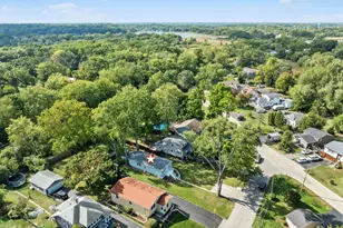 26177 W Lakeview Ave, Ingleside, IL 60041 - Photo 23