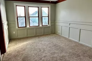 8406 S Brandon Ave, Chicago, IL 60617 - Photo 3