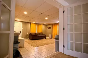 277 W Raye Dr, Chicago Heights, IL 60411 - Photo 7