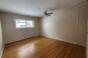 9546 Dee Rd, Des Plaines, IL 60016 - Photo 9