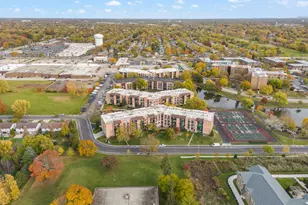 1101 S Hunt Club Dr, Mount Prospect, IL 60056 - Photo 25