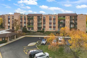 1101 S Hunt Club Dr, Mount Prospect, IL 60056 - Photo 31