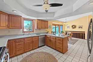 210 Park Crest Dr, Freeport, IL 61032 - Photo 25