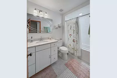 210 Park Crest Drive, Freeport, IL 61032 - Photo 37