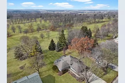 210 Park Crest Drive, Freeport, IL 61032 - Photo 3