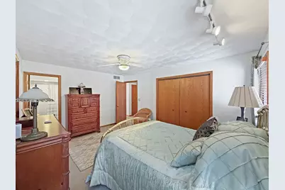 210 Park Crest Drive, Freeport, IL 61032 - Photo 29