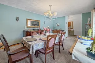 210 Park Crest Dr, Freeport, IL 61032 - Photo 13