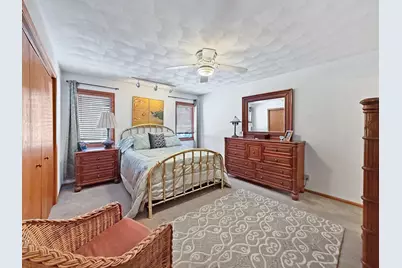 210 Park Crest Drive, Freeport, IL 61032 - Photo 35