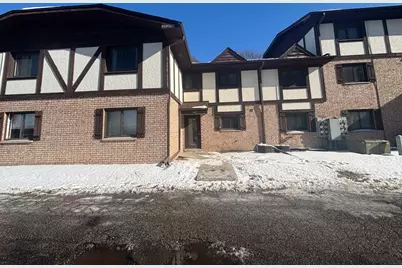 2807 Glenwood Lansing Road #211, Lynwood, IL 60411 - Photo 1