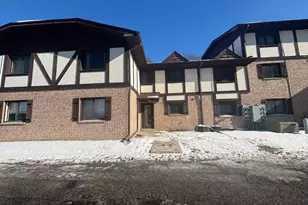 2807 Glenwood Lansing Rd, Lynwood, IL 60411 - Photo 1