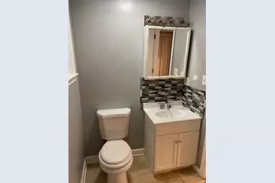 6341 N Washtenaw Avenue #GW, Chicago, IL 60659 - Photo 11