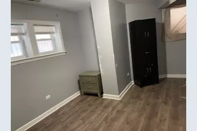 6341 N Washtenaw Avenue #GW, Chicago, IL 60659 - Photo 9